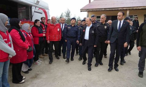 Kastamonu'da Kayıp Anne ve Oğlu İçin Arama Çalışmaları Devam Ediyor