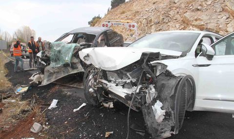 Konya'da Trafik Kazası: 1 Ölü, 3 Yaralı