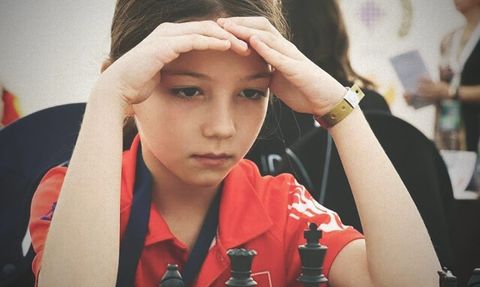 Küçük Derin, Avrupa Satranç Şampiyonası'nda Türkiye'yi Gururla Temsil Ediyor