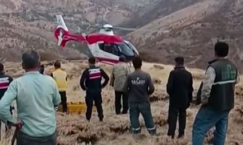 Malatya'da Uçuruma Düşen Kişinin Kurtarılma Anları Görüntülendi