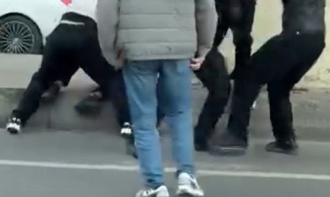 Maltepe E-5'te Motorcular Arasında Kavga: Kaskla Vuruşma Görüntülendi