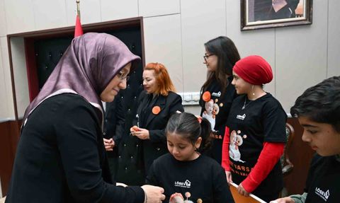 Manisa CBÜ'de Lösemili Çocuklara Destek Ziyareti