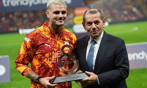 Mauro Icardi’ye Galatasaray'da 100. Maç Plaketi
