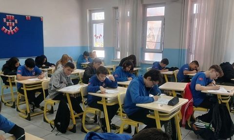 Menteşe İlçe Millî Eğitim Müdürü İdris Kömürcü, Ortak Sınav Uygulamalarını İnceledi