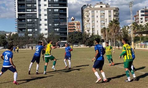 Mersin Takımları Şehitleri Unutmadı