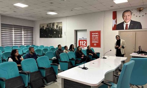 Muğla 112 Acil Çağrı Merkezi'nde Doğru Beslenme ve Duruş Teknikleri Eğitimi