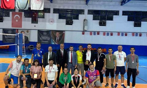 Öğretmenler Arası Dostluk Maçı