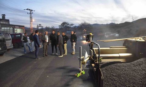 Oltu'da Asfalt Seferberliği Devam Ediyor