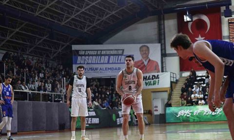 Sakarya Büyükşehir Basketbol Takımı Namağlup Unvanı İçin Hazır