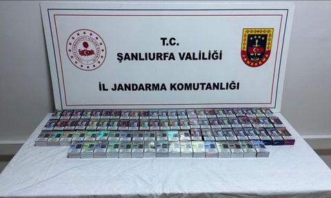 Şanlıurfa'da Kaçak Sigara Operasyonu: 84 Paket Ele Geçirildi