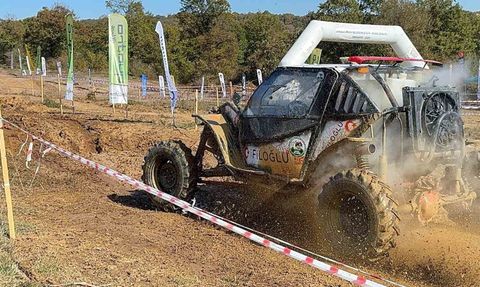 Sapanca Off-Road Kulübü, Arnavutköy'de 5 Kupa Kazandı