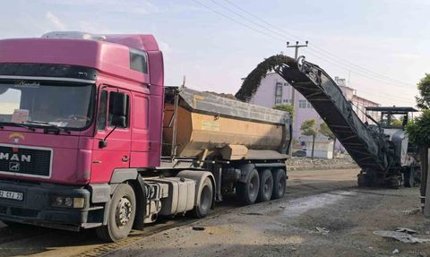 Şuhut'ta Yol ve Altyapı Çalışmaları Hız Kesmeden Devam Ediyor