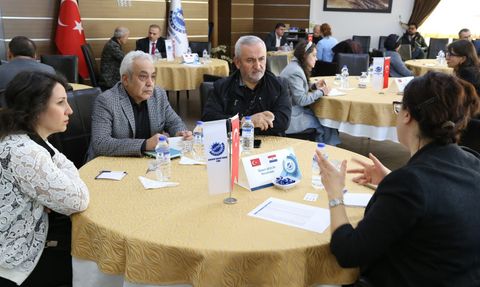 Ticaret Müşavirleri İle Sanayiciler Arasında Bilgi Paylaşımı