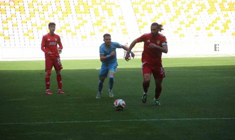 Yeni Malatyaspor ve Arkent Arnavutköy Belediyesi FK Beraberlikte Anlaştı