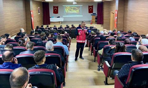 Yüksekova ve Çukurca'da Acil Durum Eğitimi Düzenlendi