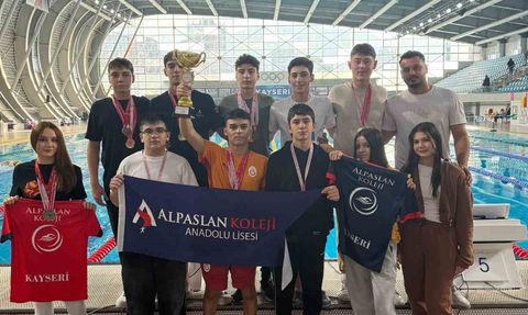 2025-2026 Okullar Arası Yüzme Gençler İl Birinciliği Sonuçlandı