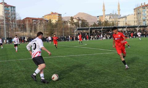 25 Mart Oltu Belediyespor Liderlik Koltuğuna Oturdu