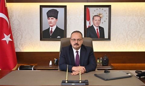 Aydın Valisi Yakup Canbolat'tan 2026 Yılına Özel Mesaj