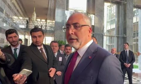 Bakan Işıkhan: Asgari Ücrette Rakam Belirlemek İçin Henüz Erken