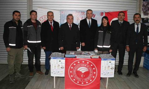 Bozüyük'te Sağlık İçin Balık Standı Kuruldu