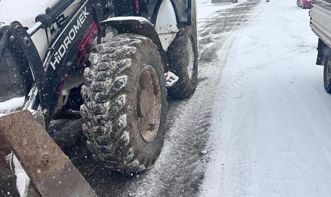 Çermik Belediyesi Karla Mücadelede Hızla İlerliyor