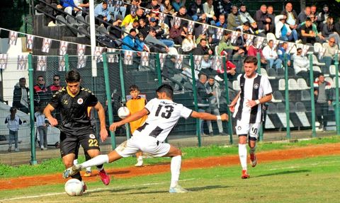 Çeşme Belediyespor İkinci Yarıya Galibiyetle Başladı