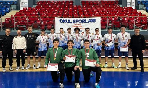 Düzce'de Hentbol Şampiyonları Belli Oldu