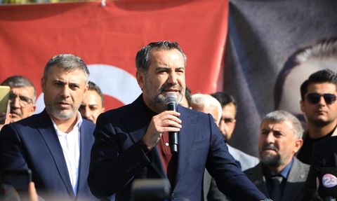 Elazığ Belediye Başkanı Şerifoğulları'ndan Elazığspor Desteği