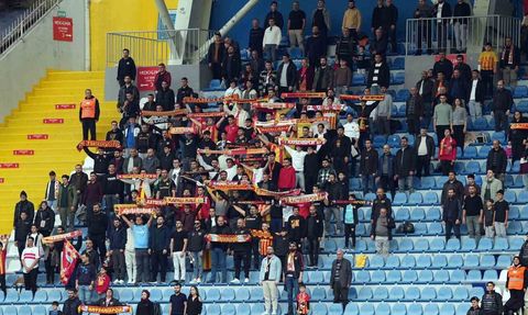 Eyüpspor ve Kayserispor Arasındaki Süper Lig Maçı Beraberlikle Devam Ediyor