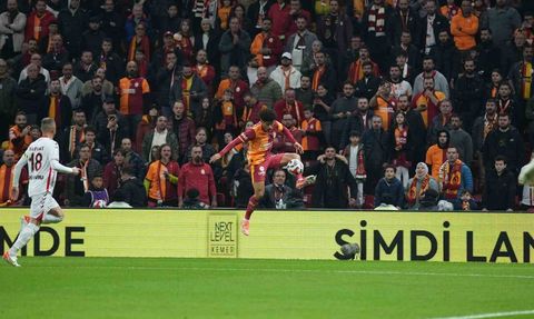 Galatasaray, Süper Lig'de Samsunspor'u Yeniyor