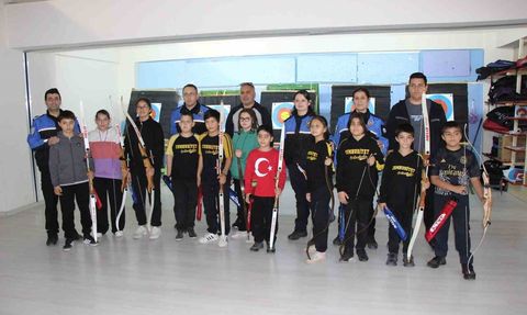 Gençlerin Okçuluk Hayali: Polis Desteği ile Başlıyor