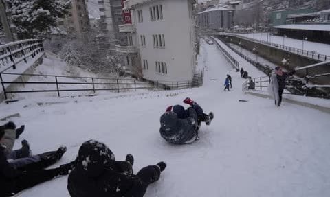 Gümüşhane'de Kar Tatili Eğlence Dolu Anlar