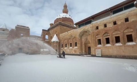 İshak Paşa Sarayı'nda Kış Rüyası