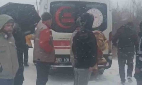 Karda Zamana Karşı Yarış: Sağlık Ekipleri ve Vatandaşlar Bir Araya Geldi