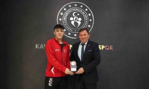 Kenan Eren Kahraman, Ali İhsan Kabakcı'yı Ziyaret Etti