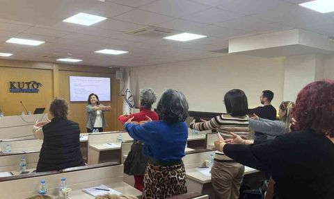 Kuşadası Ticaret Odası'nda Müşteri Deneyimi Eğitimi