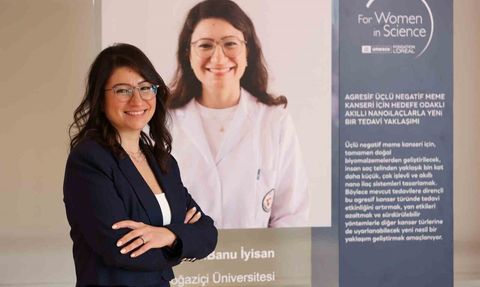 L'Oréal Türkiye Geleceğin Bilim Kadınlarını Ödüllendiriyor