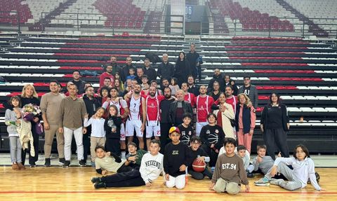 Muratpaşa Belediyespor'un Namağlup Şampiyonluğu