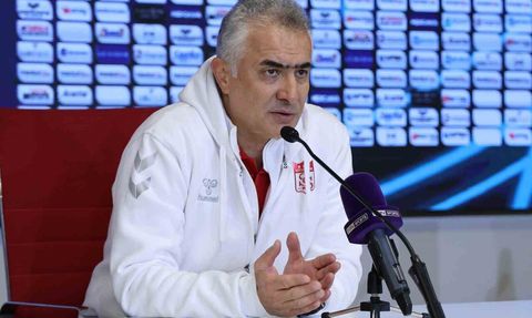 Özbelsan Sivasspor'dan Çorum FK Maçının Ardından Teknik Direktör Yorumları