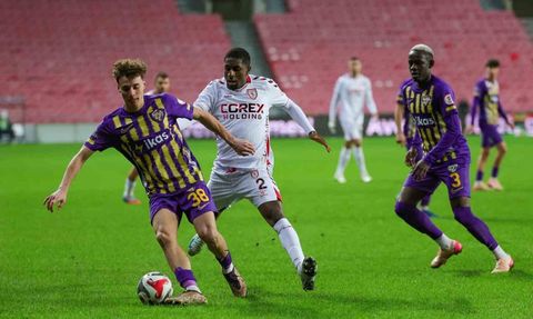 Samsunspor, Ziraat Türkiye Kupası'nda Eyüpspor'u 2-0 Geçti