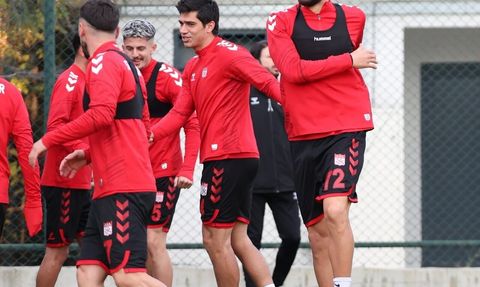 Sivasspor İstanbulspor Maçına Hazırlanıyor