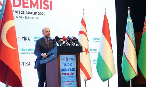 Türk Dünyası Akademisi Ödül Töreni Gerçekleşti