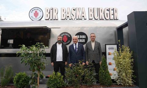 Ümraniye'de Gençler İçin Ekonomik Lezzet Noktası: Bir Başka Burger Açıldı