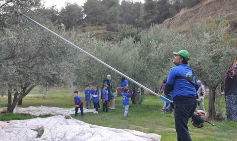 Zeytin 5.0 Projesi: Manisa'da Çocukların Öğrenme ve Üretme Deneyimi