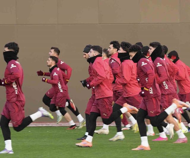 Galatasaray, Trabzonspor Maçına Hazırlıklarını Devam Ettiriyor