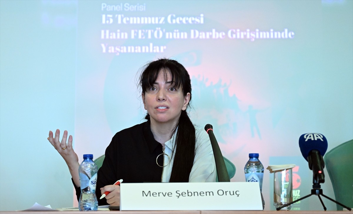 15 Temmuz Derneği, Yunus Emre Enstitüsü'nün (YEE) Belçika'nın başkenti Brüksel'deki ofisinde 15...