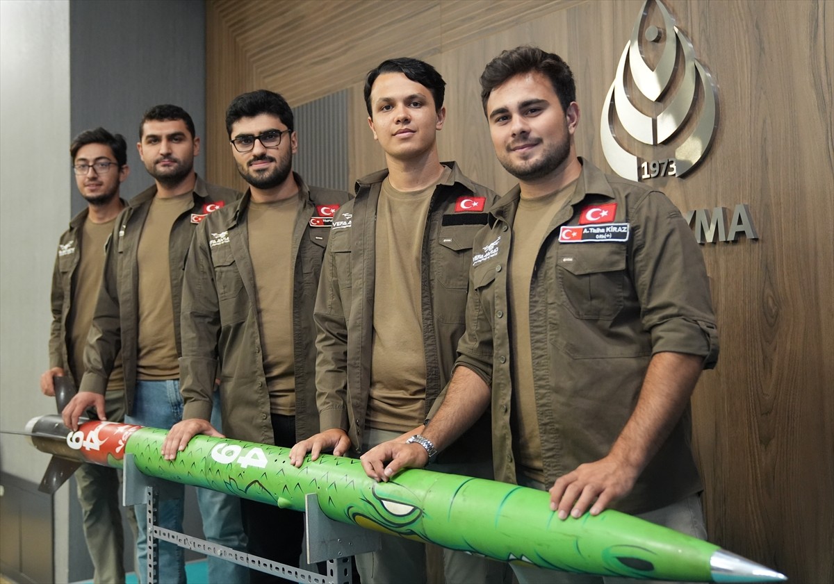 ABD'de düzenlenen dünyanın en büyük roket mühendisliği yarışması "Spaceport America Cup'24"te...