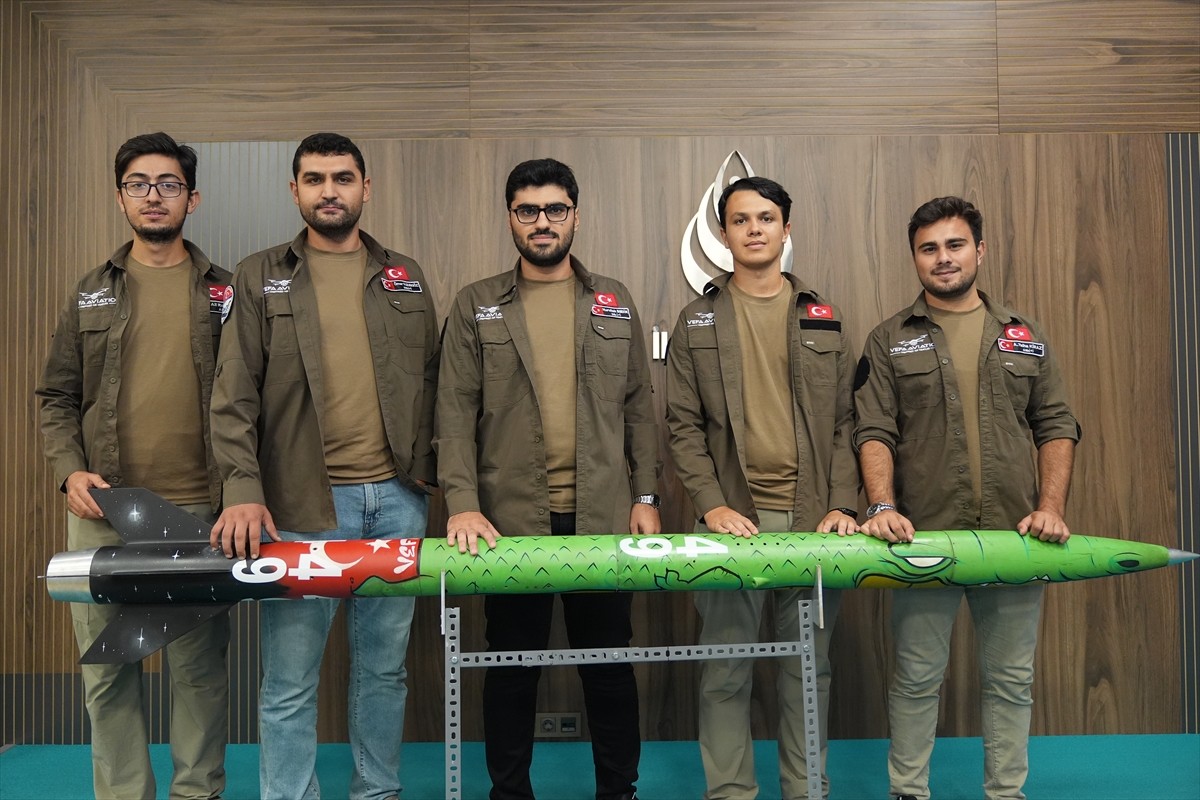 ABD'de düzenlenen dünyanın en büyük roket mühendisliği yarışması "Spaceport America Cup'24"te...