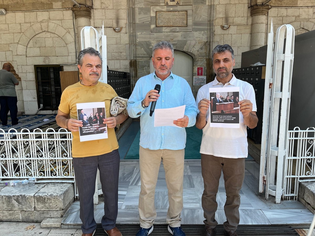 Antalya'da bir araya gelen Milli İrade Platformu üyeleri, ABD Kongresi'nde konuşan İsrail...