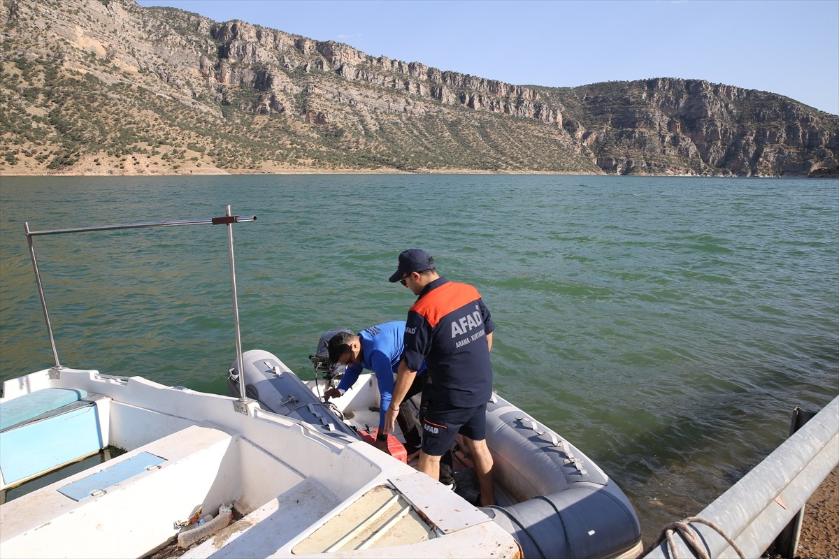 Bunaltıcı sıcakların yaşandığı yaz aylarında sulama kanalları, nehirler ve göletlerde yaşanan...